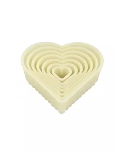 BOX OF 7 FLUTED HEART-SHAPED CUTTERS - POLYGLASS