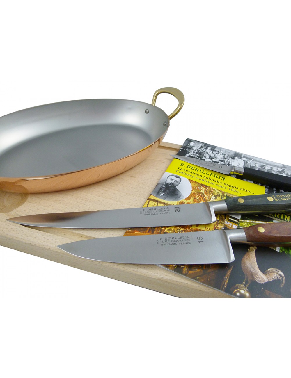 L'ESSENTIEL E.DEHILLERIN - CUISINER AVEC UN PLAT OVALE EN CUIVRE L'ESSENTIEL E.DEHILLERIN - CUISINER AVEC UN PLAT OVALE EN CUIVRE